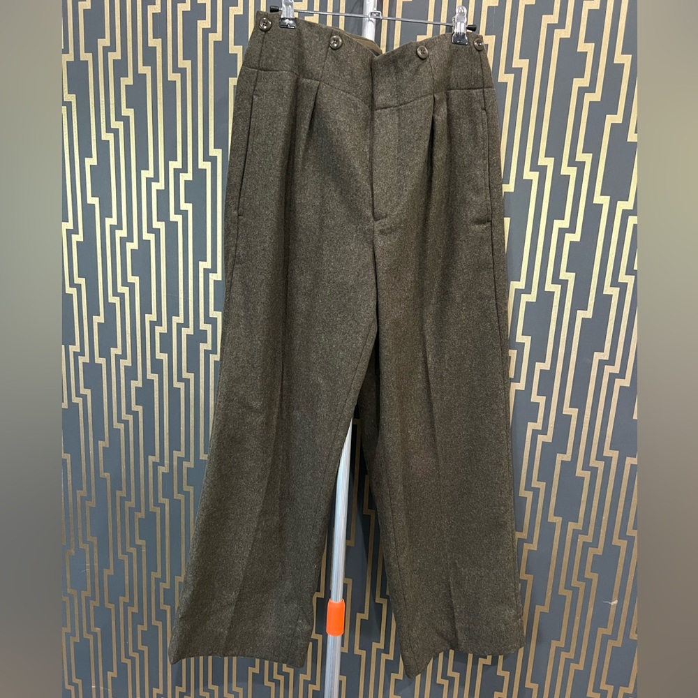 NWT BANANA REPUBLIC SUIT - Picture 5 of 6